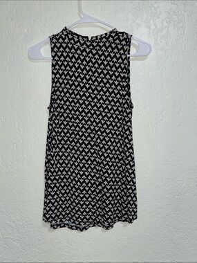 LOFT Black & Cream Geometric Sleeveless Top